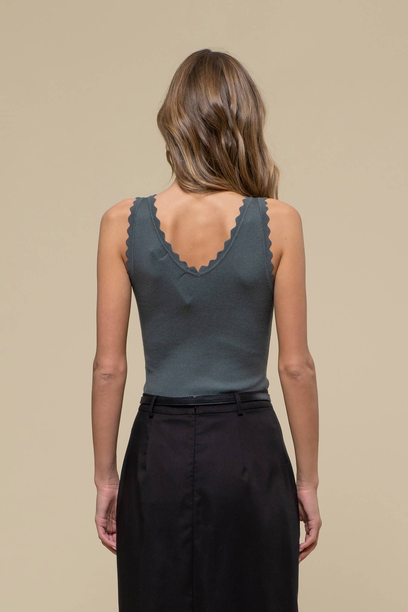 Sienna Scallop Edge Tank Top