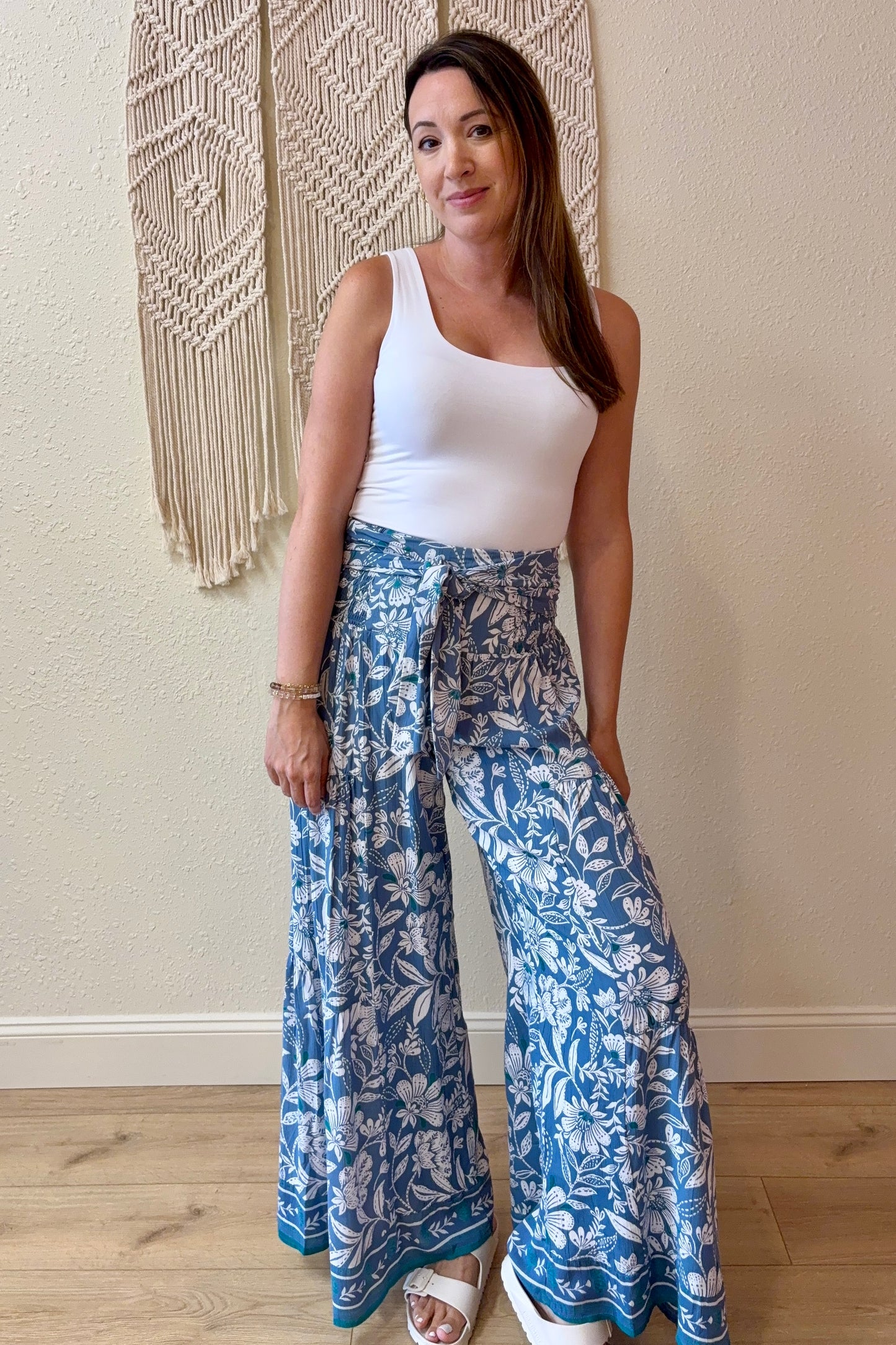 Victoria Wide Leg Tie Front Pants