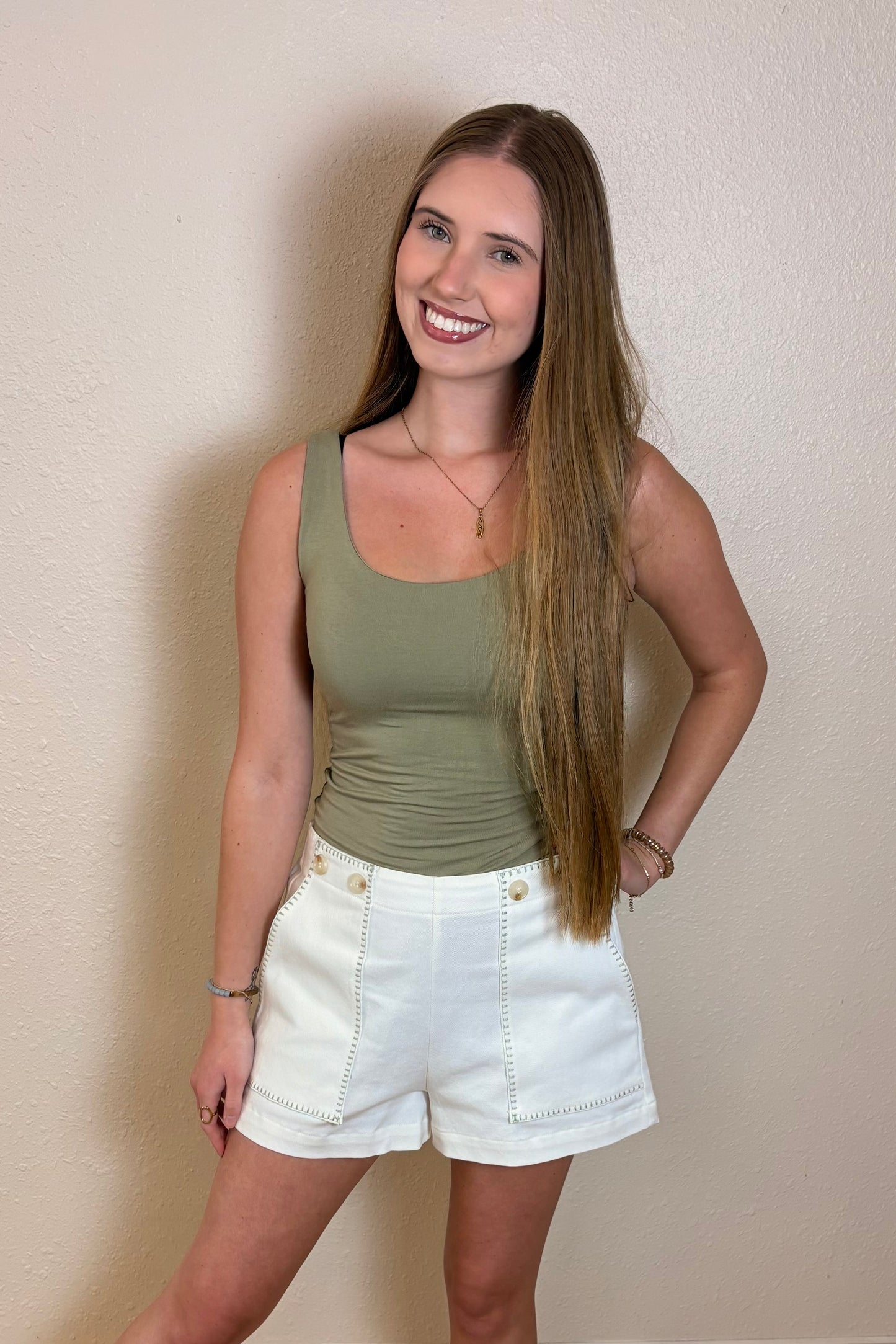 Hazel White Contrast Stitching Shorts