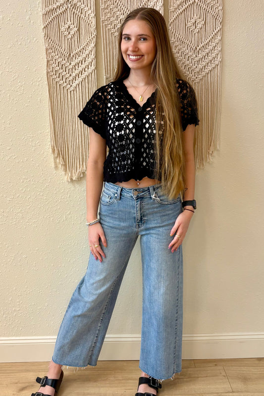 Bella Short Sleeve Crochet Cardigan Black