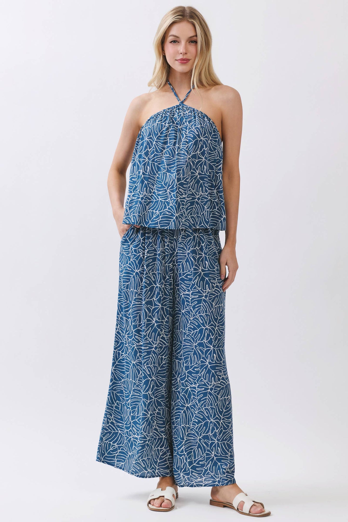 Liliana Tropical Leaf Print Wide Leg Pants