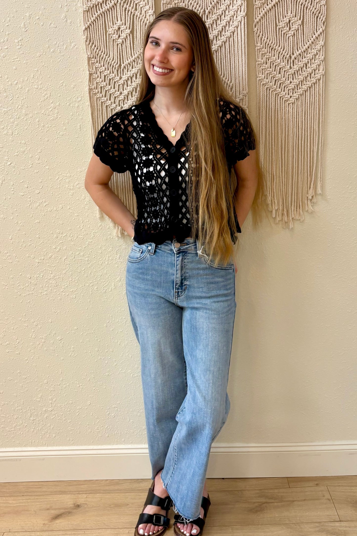 Bella Short Sleeve Crochet Cardigan Black