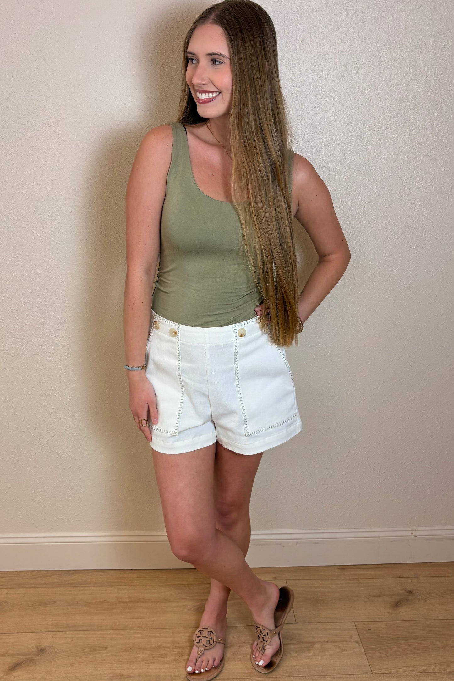 Hazel White Contrast Stitching Shorts