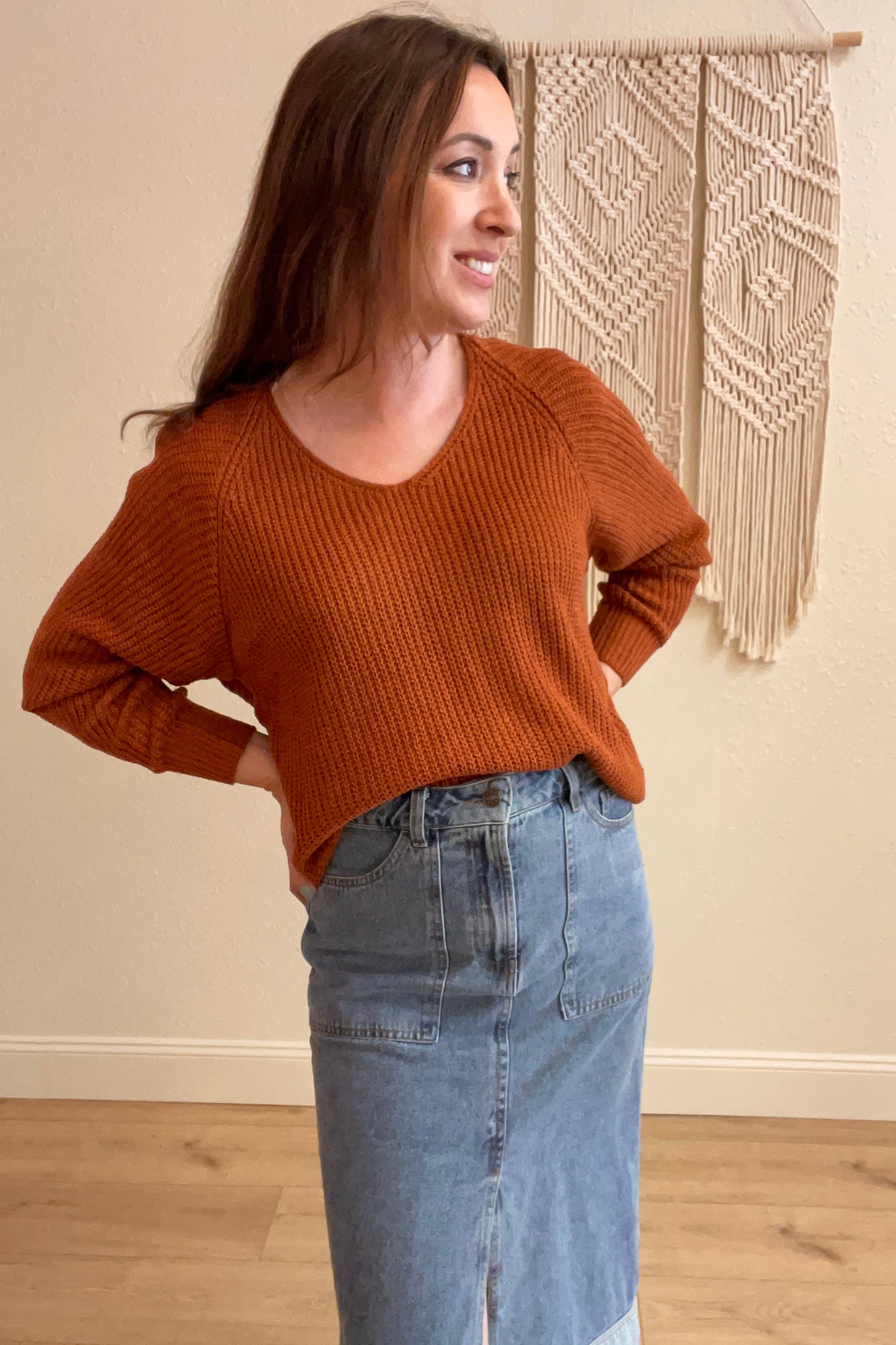 Cynthia V-Neck Rust Sweater